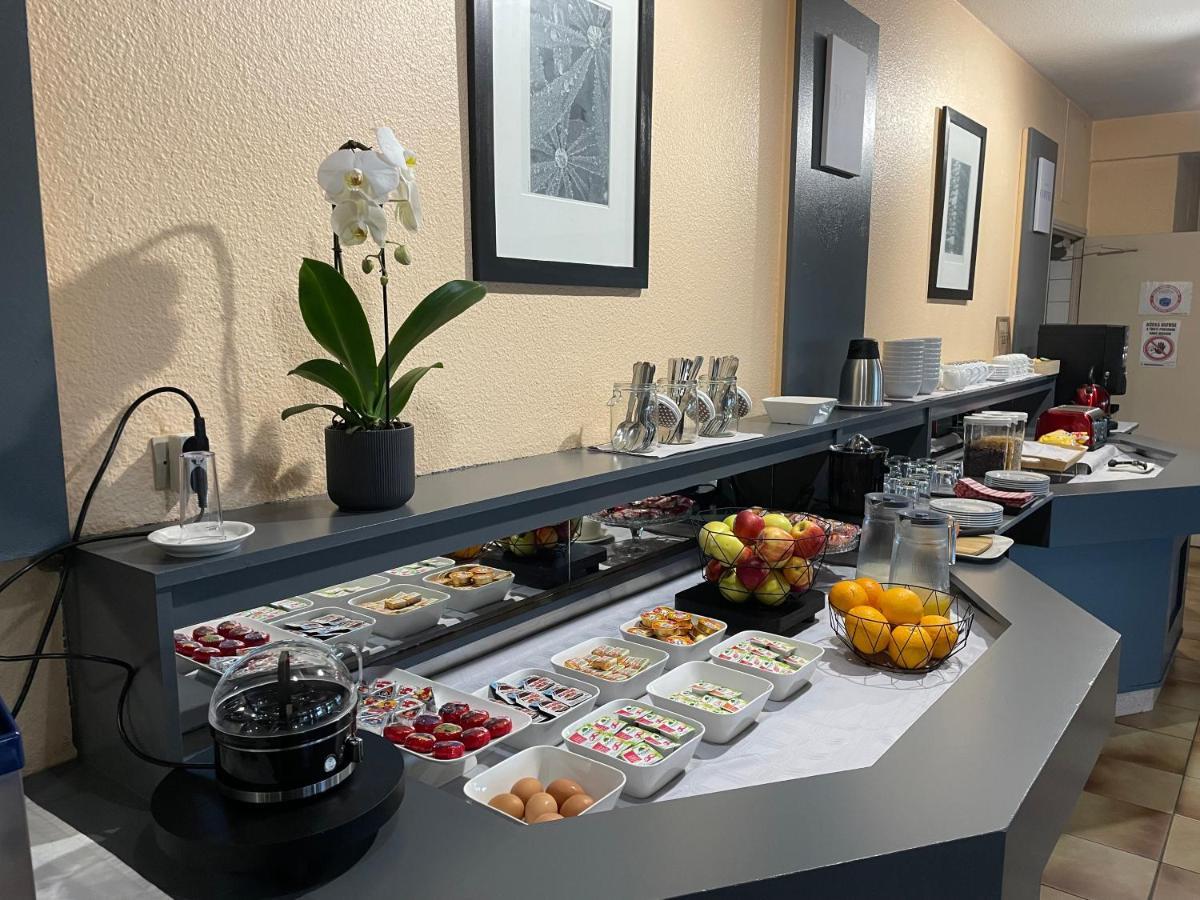 Confort Hotel Montgeron エクステリア 写真