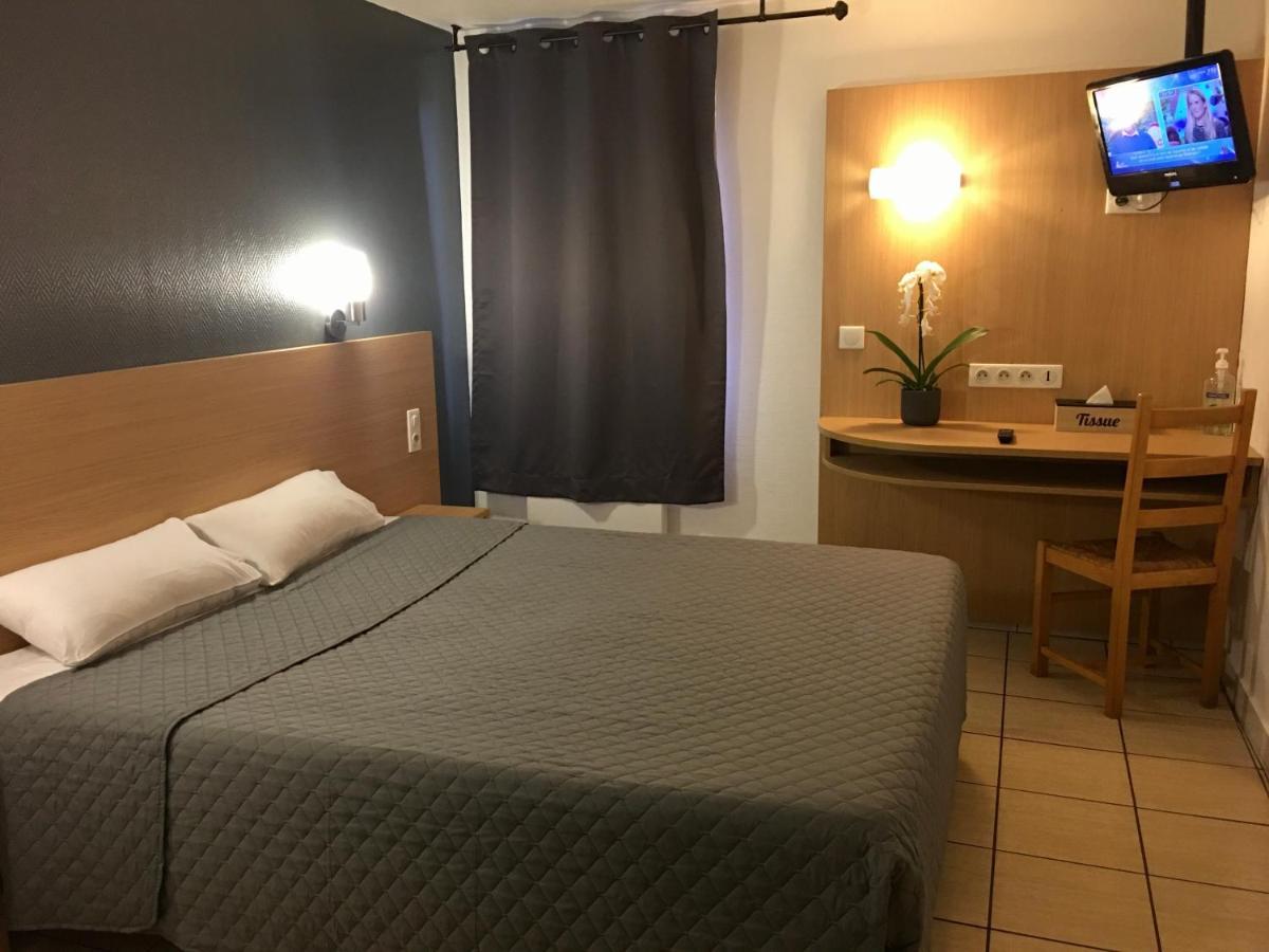 Confort Hotel Montgeron エクステリア 写真